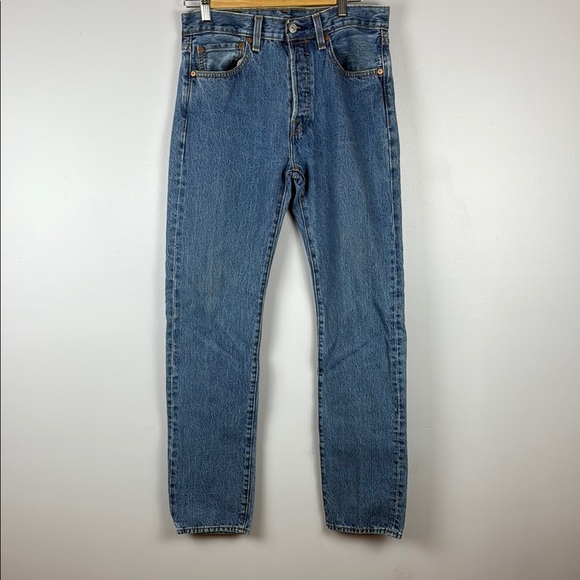Levi's Classic 501 Button Fly Blue Straight Jeans Classic Fit - Picture 3 of 13